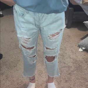 light wash mom jeans